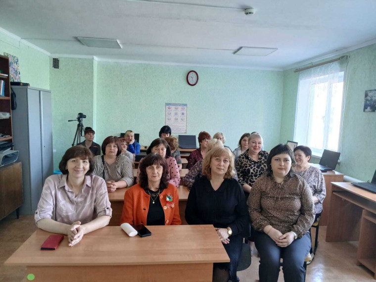 Профилактика дорожно-транспортных происшествий с несовершеннолетними воителями мототранспорта.